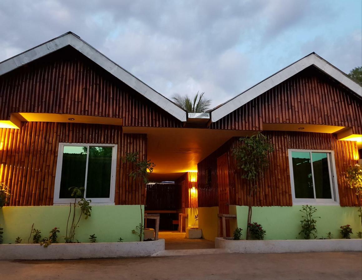 Double J Hotel And Restaurant Panglao Exterior photo